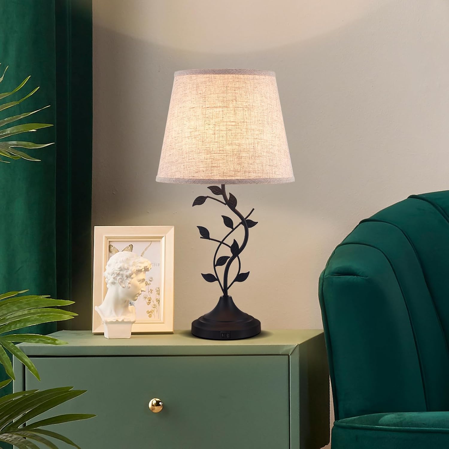 USB Charging Bedside Table Lamp